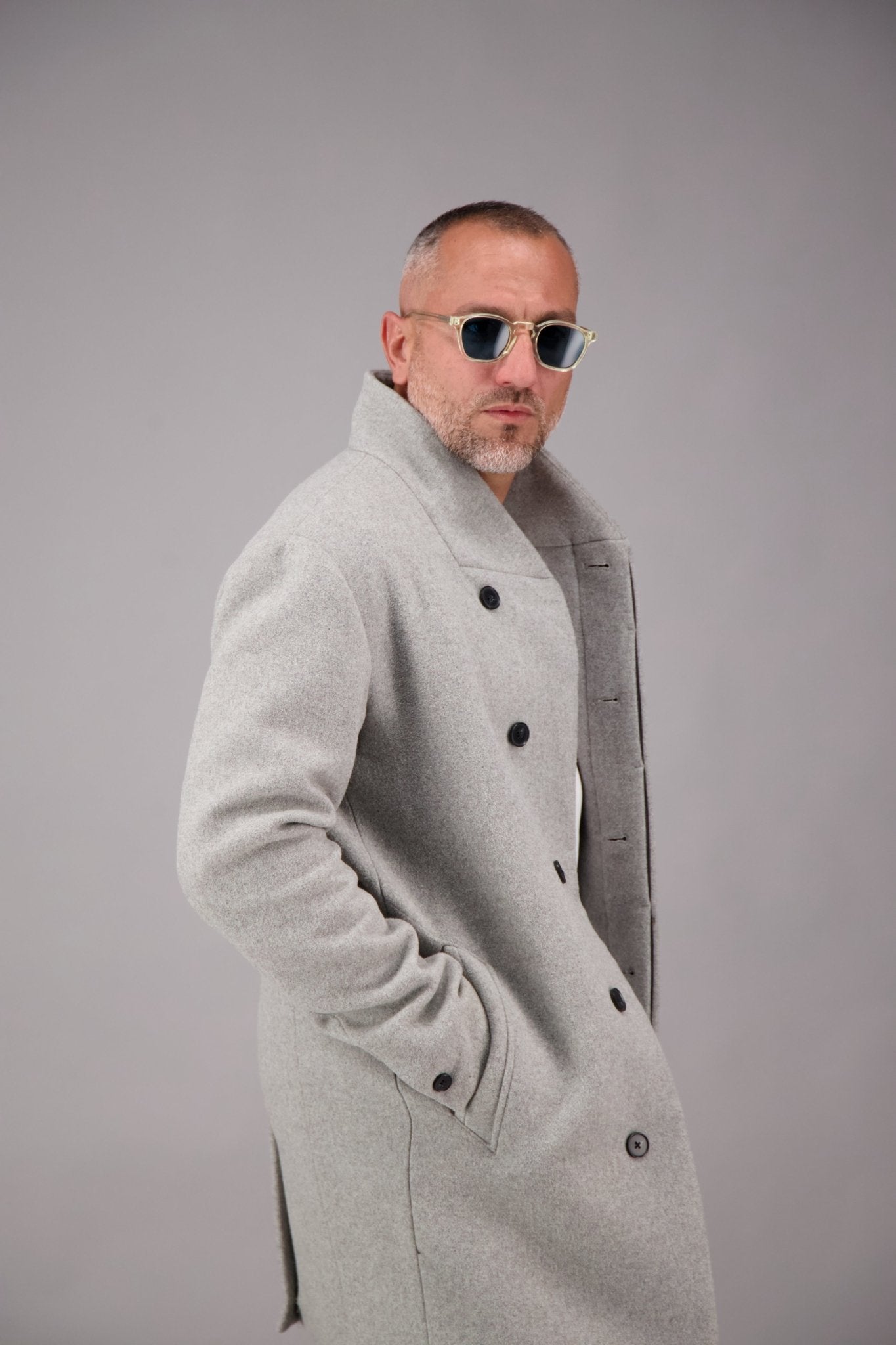 5.45 AM – BLUE STEEL - Alba Nera - Alba Nera